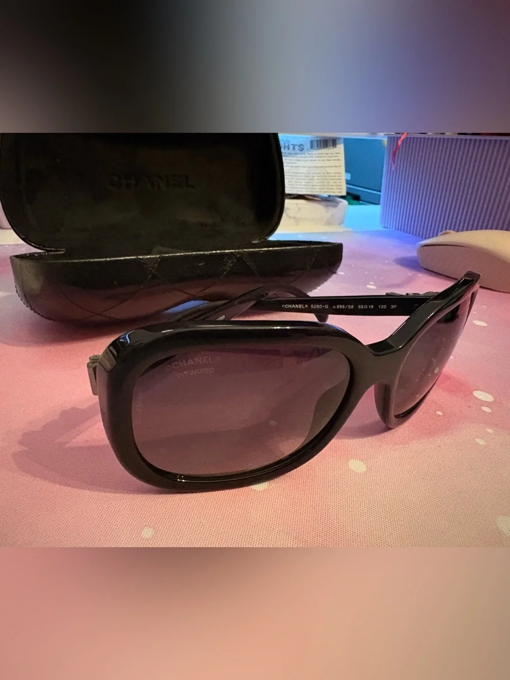 CHANEL oversized sunglasses